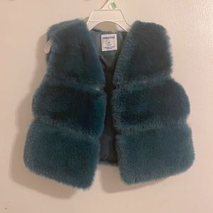 Mayoral Girls Size 6 Faux Fur Vest Green Fluffy